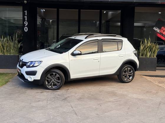RENAULT SANDERO 1.6 STEPWAY 8V FLEX 4P AUTOMATIZADO